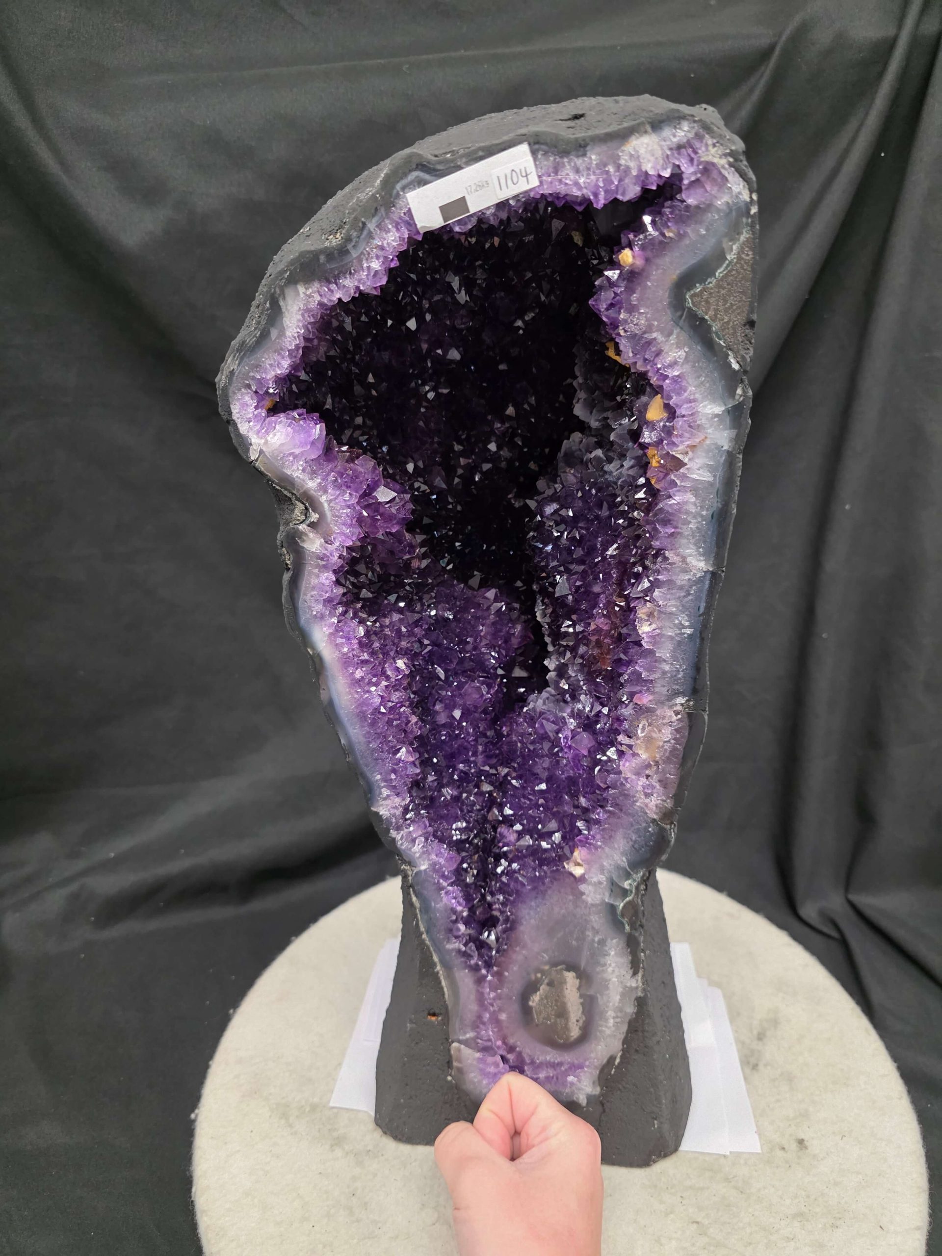 Amethyst Geode 1104 4-9