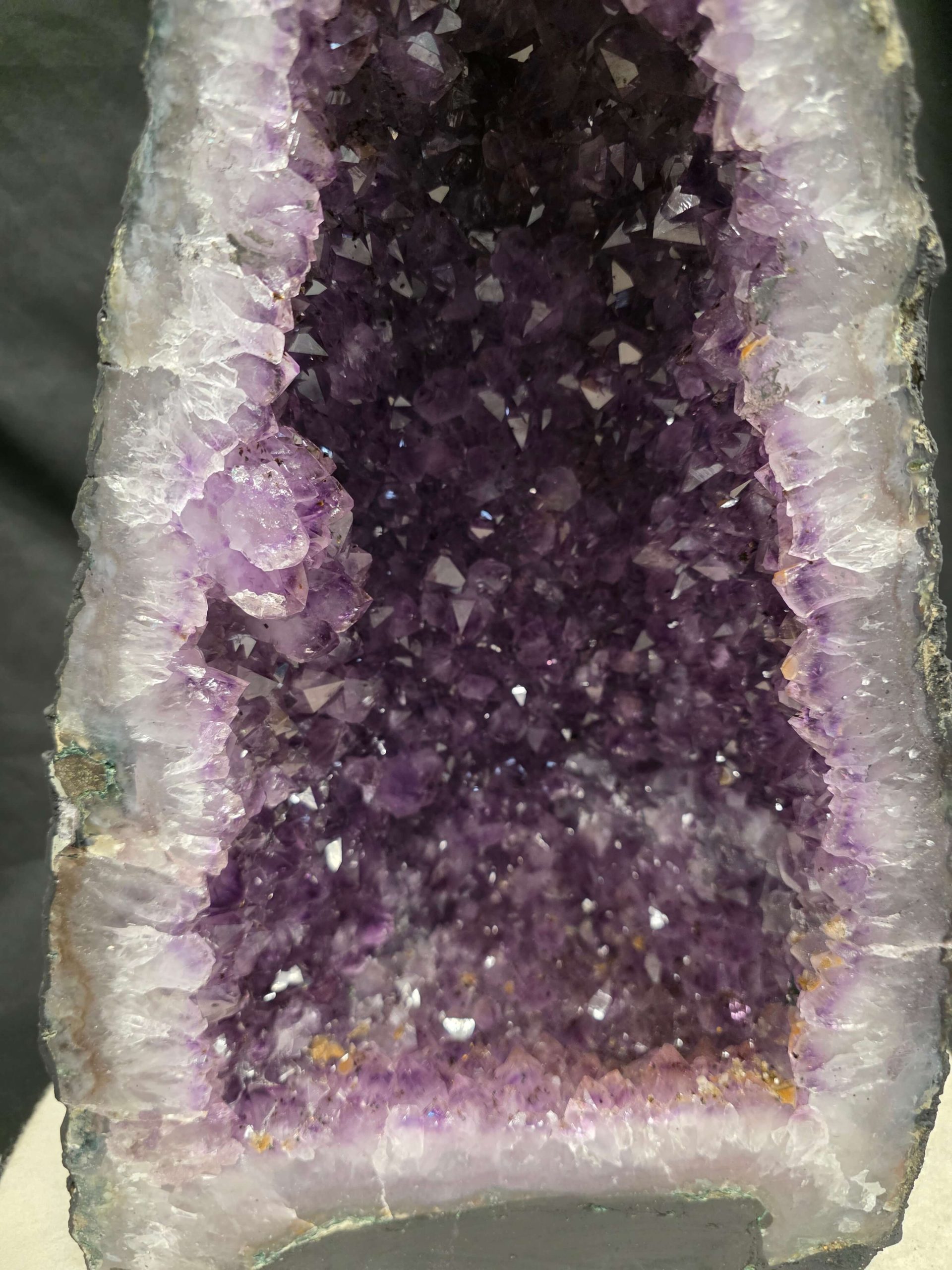 Amethyst Geode 1107 9-9