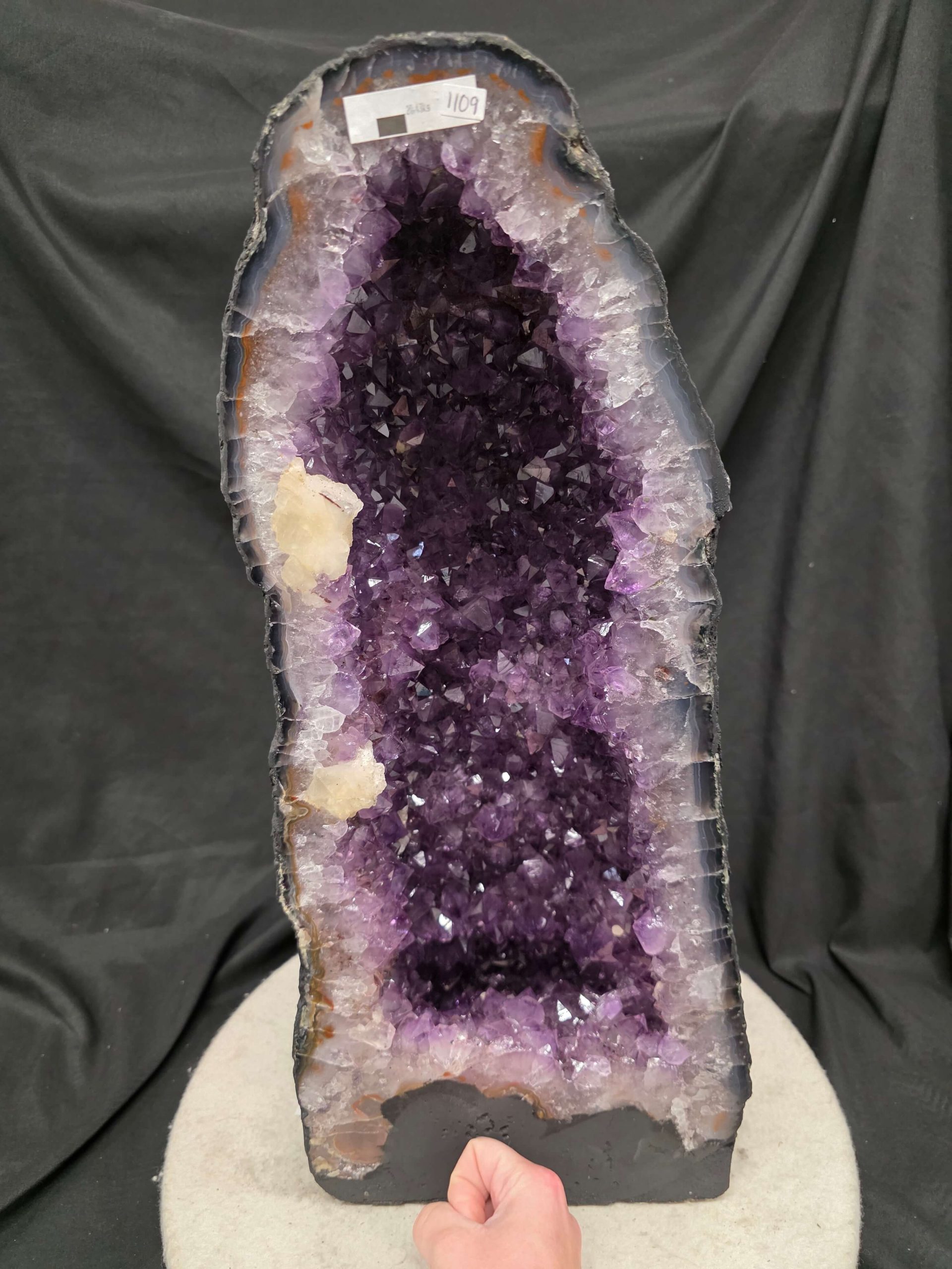 Amethyst Geode 1109 4-9