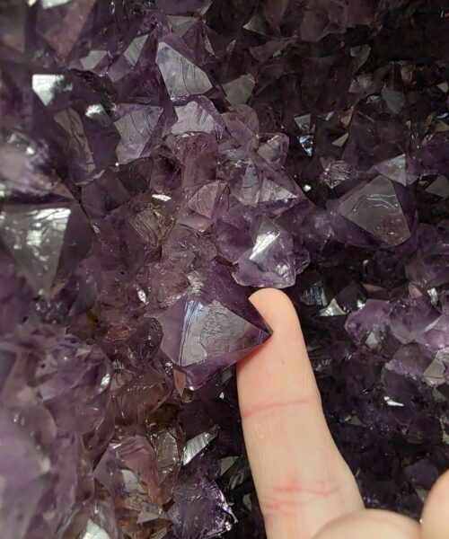 Tall Amethyst Crystal Geode 1109 Premium Queen Grade 20.43kg – H52xW22xD16cm - Image 8