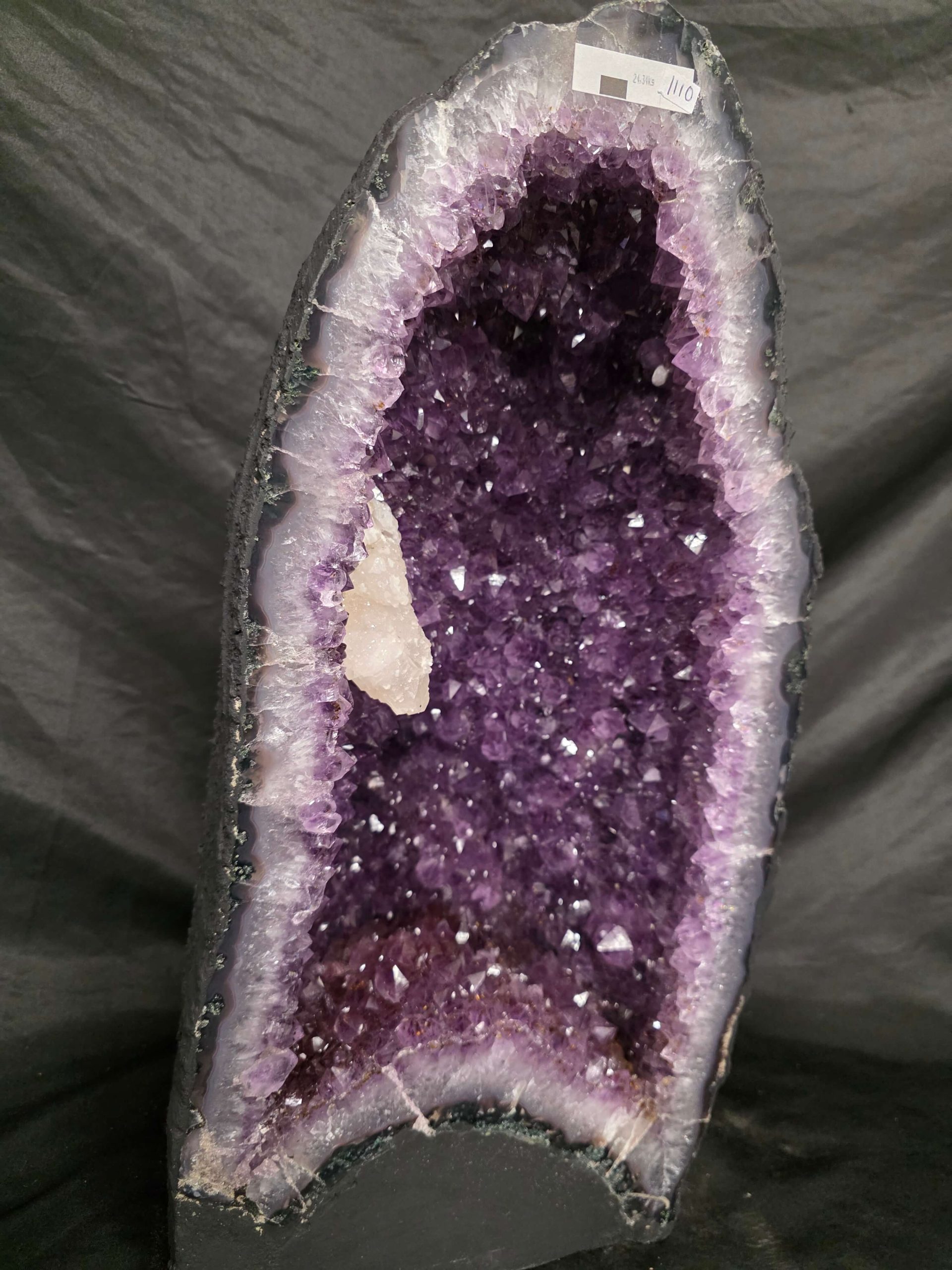 Amethyst Geode 1110 11-12