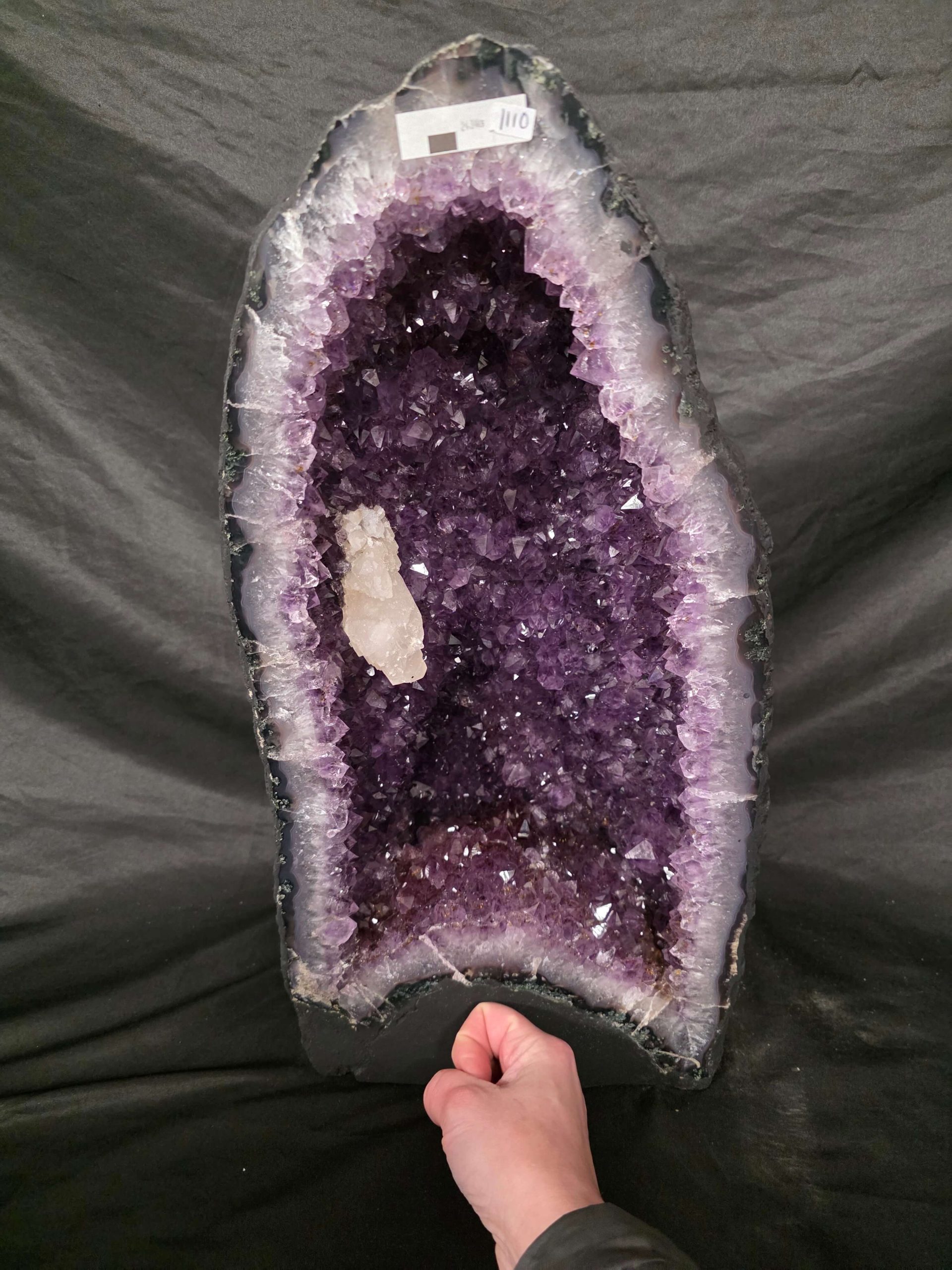 Amethyst Geode 1110 4-12