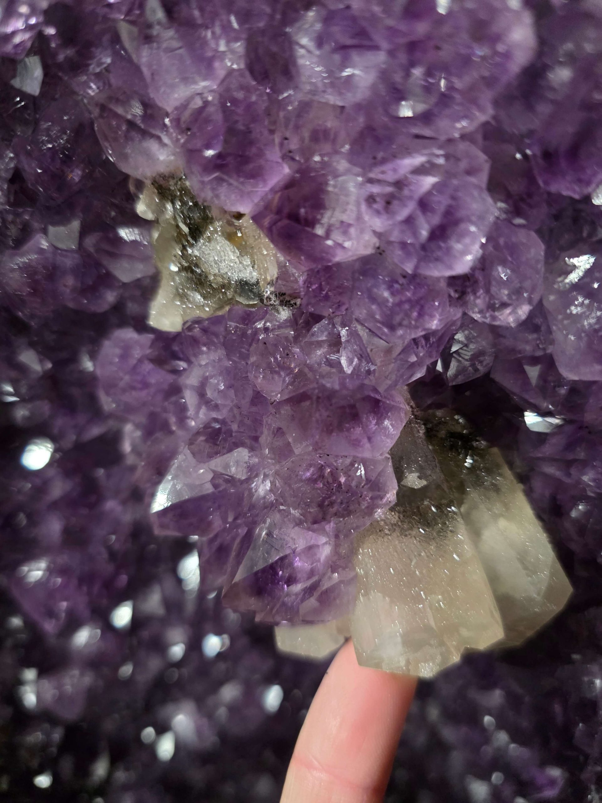Amethyst Geode 1111 11-12