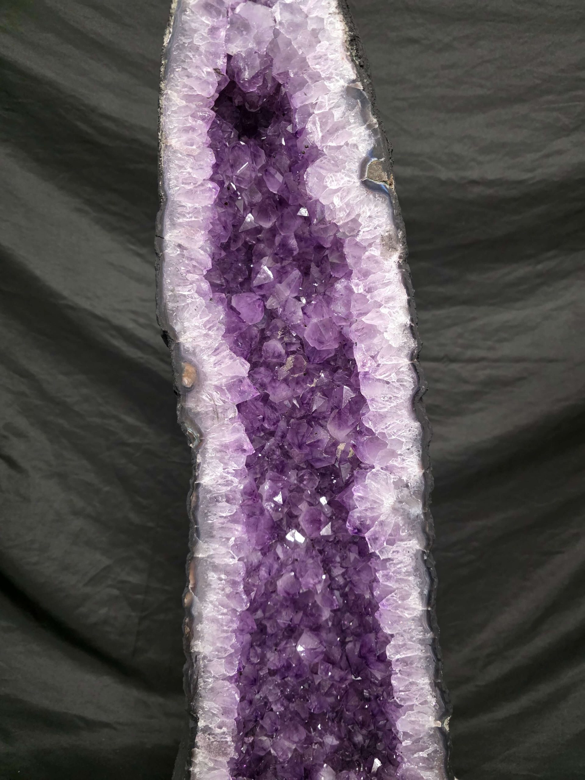 Amethyst Geode 1117 12-12