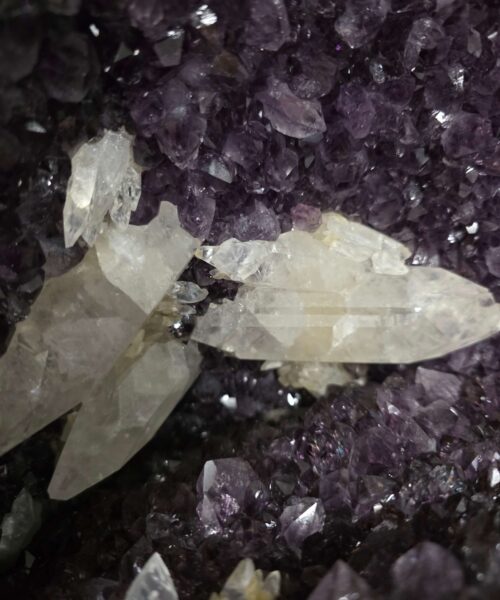 Tall Amethyst Crystal Geode 1118 Premium Queen Grade 26.88kg H70xW27xD20cm - Image 7