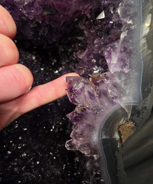 Tall Amethyst Crystal Geode 1123 Premium Queen Grade 37.16kg H68xW24xD18cm - Image 9