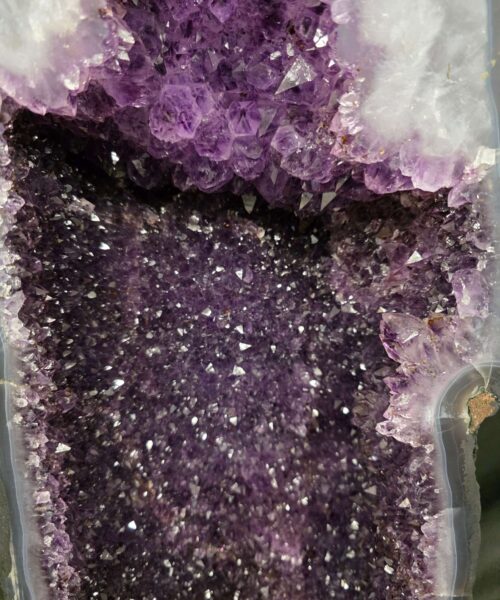 Tall Amethyst Crystal Geode 1123 Premium Queen Grade 37.16kg H68xW24xD18cm - Image 4