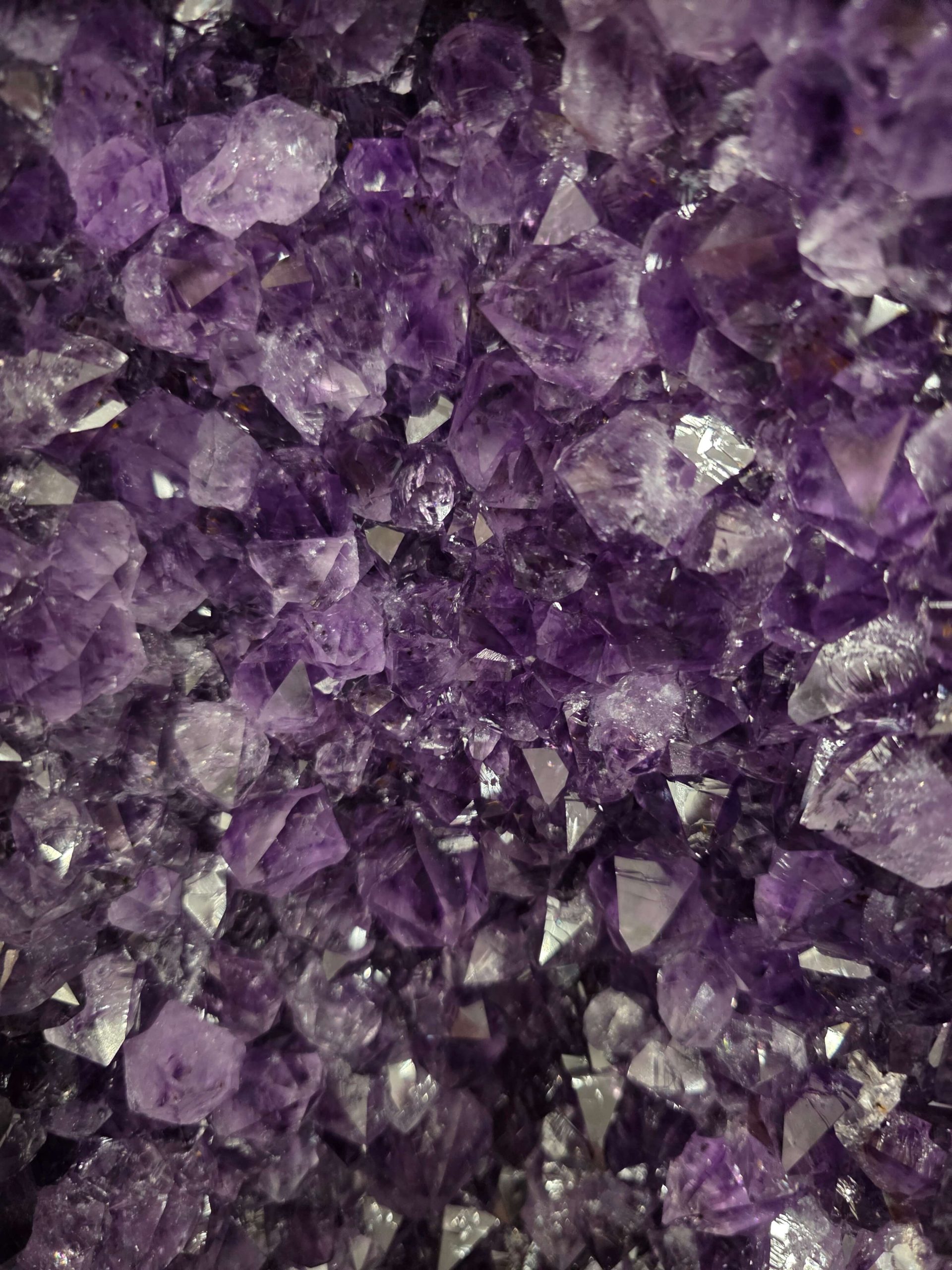 Tall Amethyst Crystal Geode 1124 Premium Queen Grade 30.31kg H62xW28xD16cm - Image 8