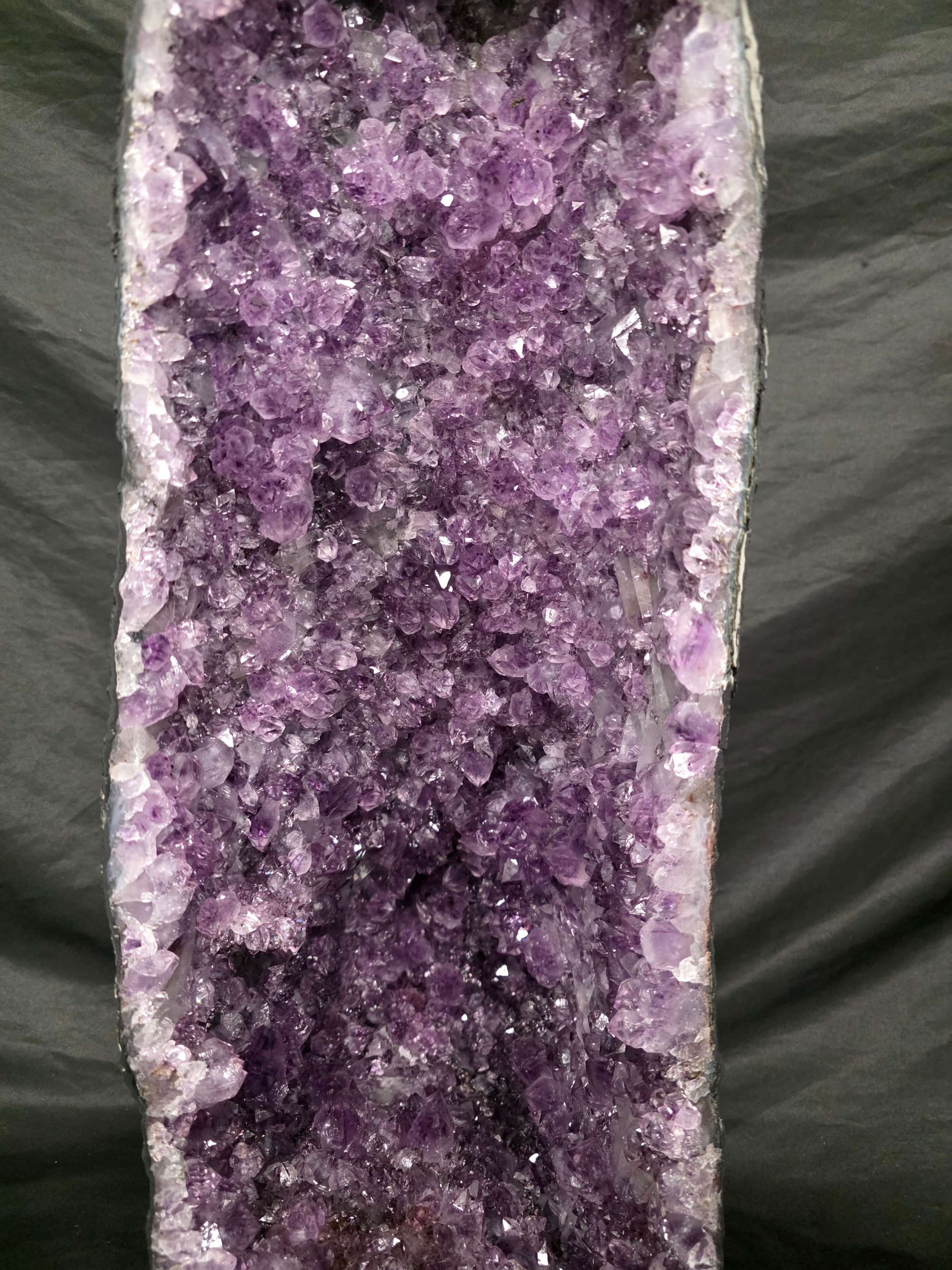 Amethyst Geode 1125 10-12