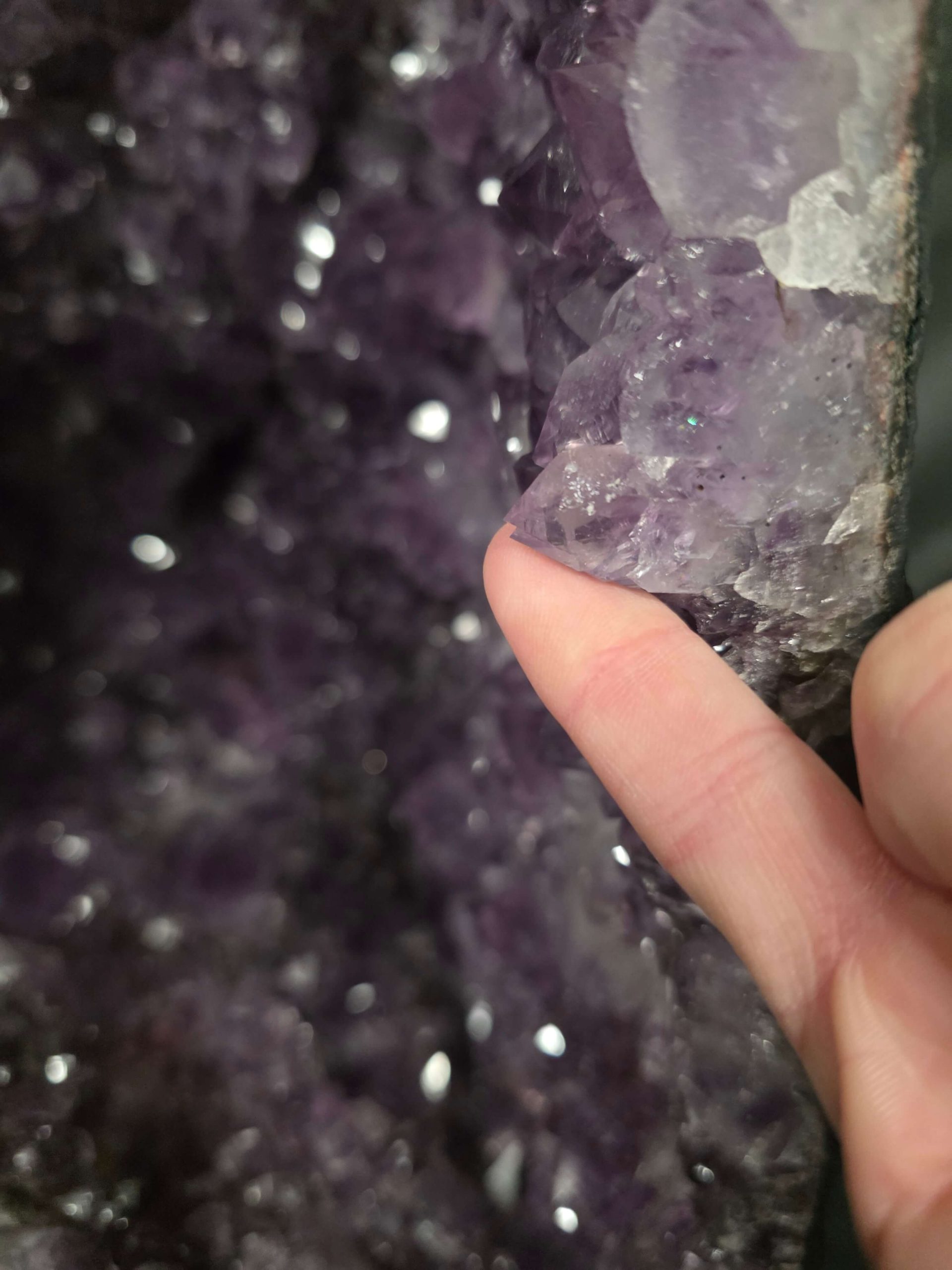 Amethyst Geode 1125 7-12