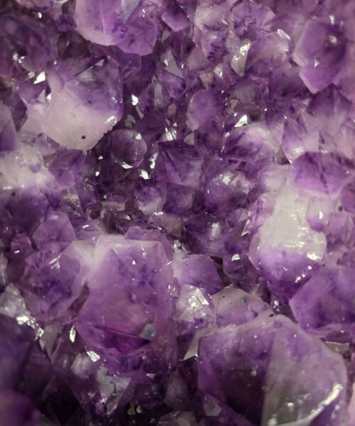 Very Tall Amethyst Crystal Geode 1126 Premium Queen Grade 34.53kg – H80xW23xD16cm - Image 11