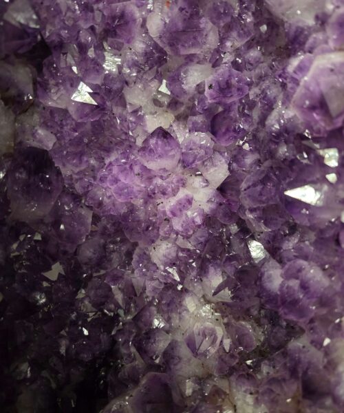 Tall Amethyst Crystal Geode 1128 Premium Queen Grade 31.51kg H56xW23xD23cm - Image 6
