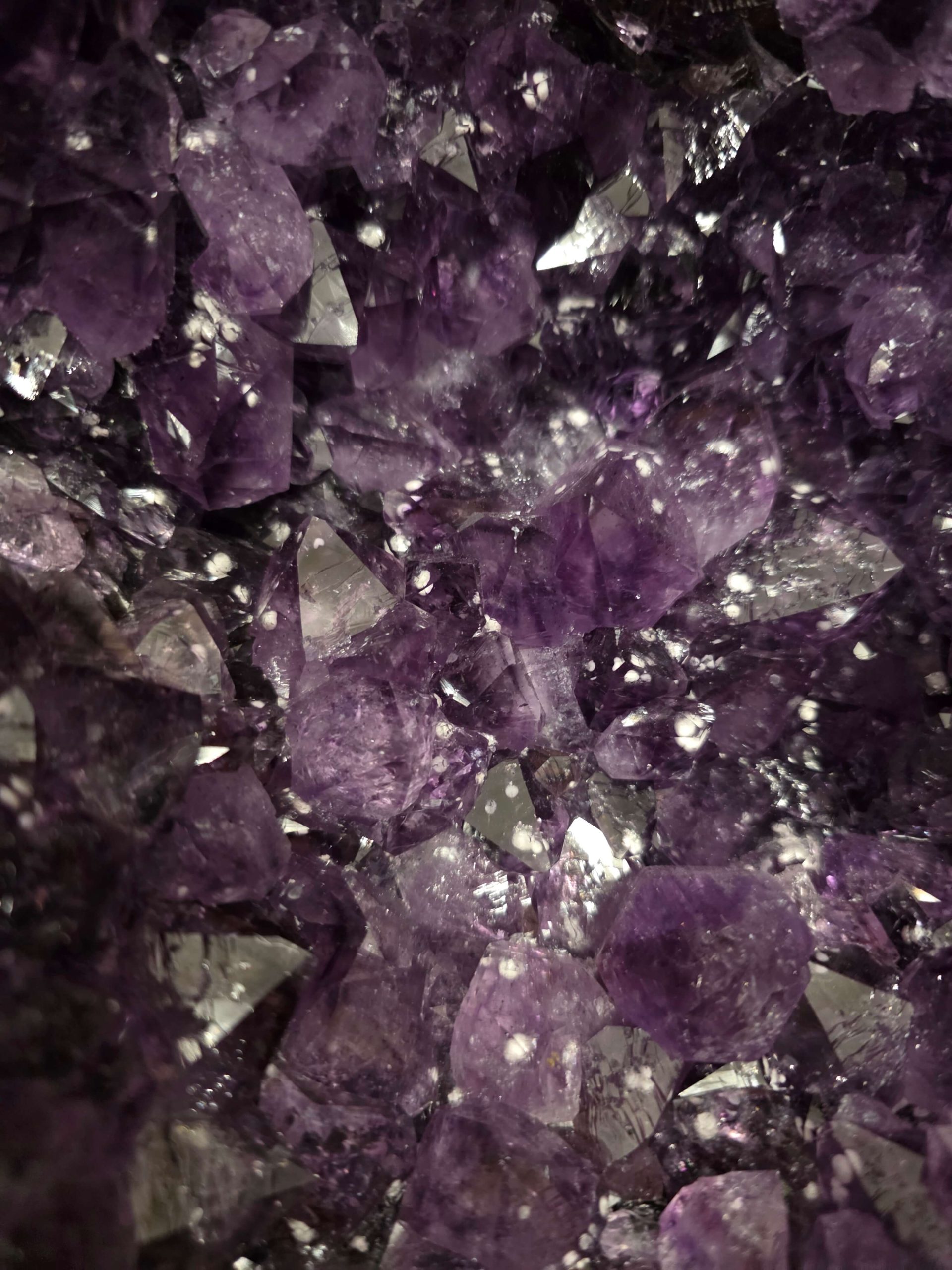 Amethyst Geode 1131 5-12