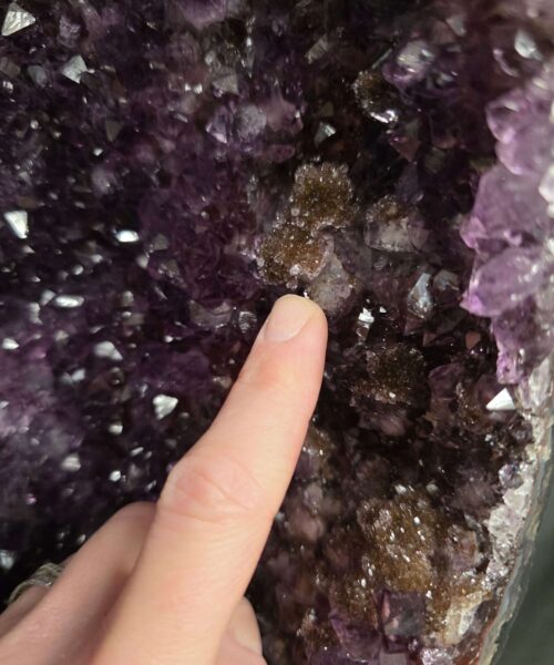 Tall Amethyst Crystal Geode 1135 Premium Queen Grade 41.98kg H74xW25xD19cm - Image 10