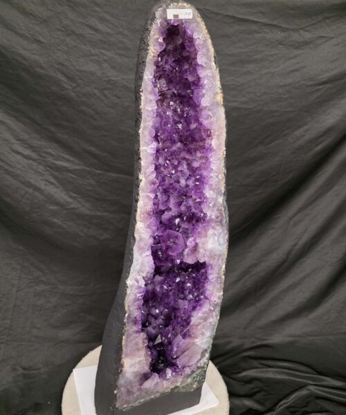 Very Tall Amethyst Crystal Geode 1140 Premium Queen Grade 34.1kg – H78xW21xD20cm - Image 3