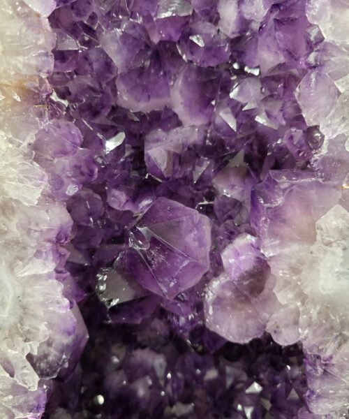 Very Tall Amethyst Crystal Geode 1140 Premium Queen Grade 34.1kg – H78xW21xD20cm - Image 8