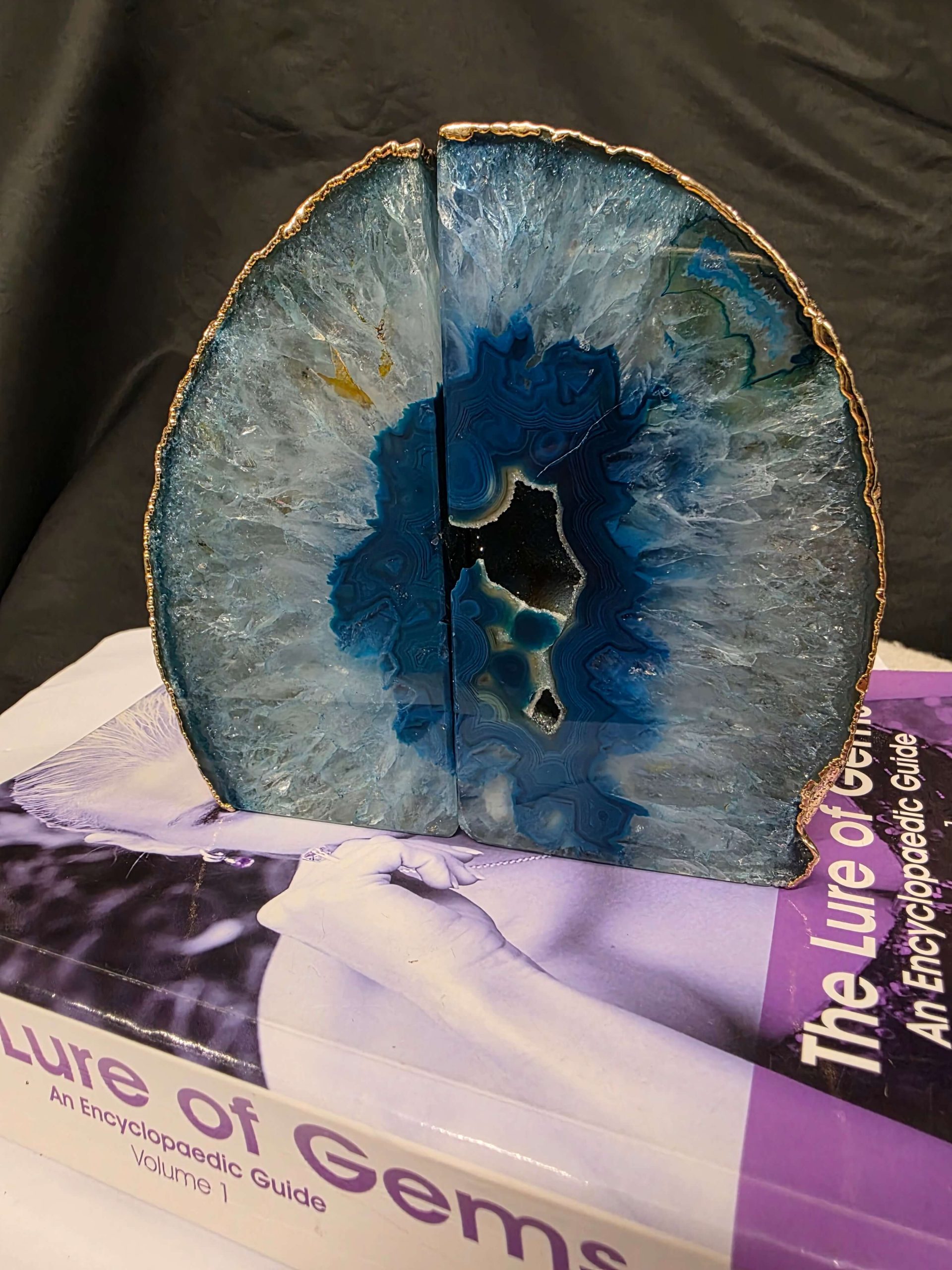 Teal Agate 24ct Gold Edge Microcrystalline Quartz Premium Bookends 5 Ornament Handpicked Size is 1.762kg - H12xW14.5xD8cm - Image 2