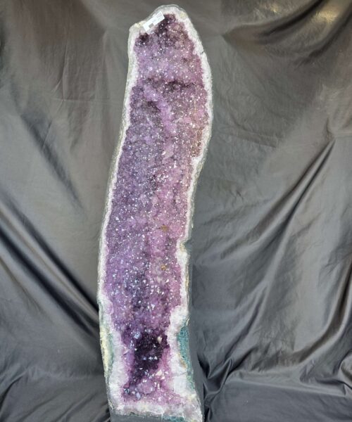 Very Tall Amethyst Crystal Geode 1138 Premium Queen Grade 50.06kg – H97xW23xD25cm - Image 13