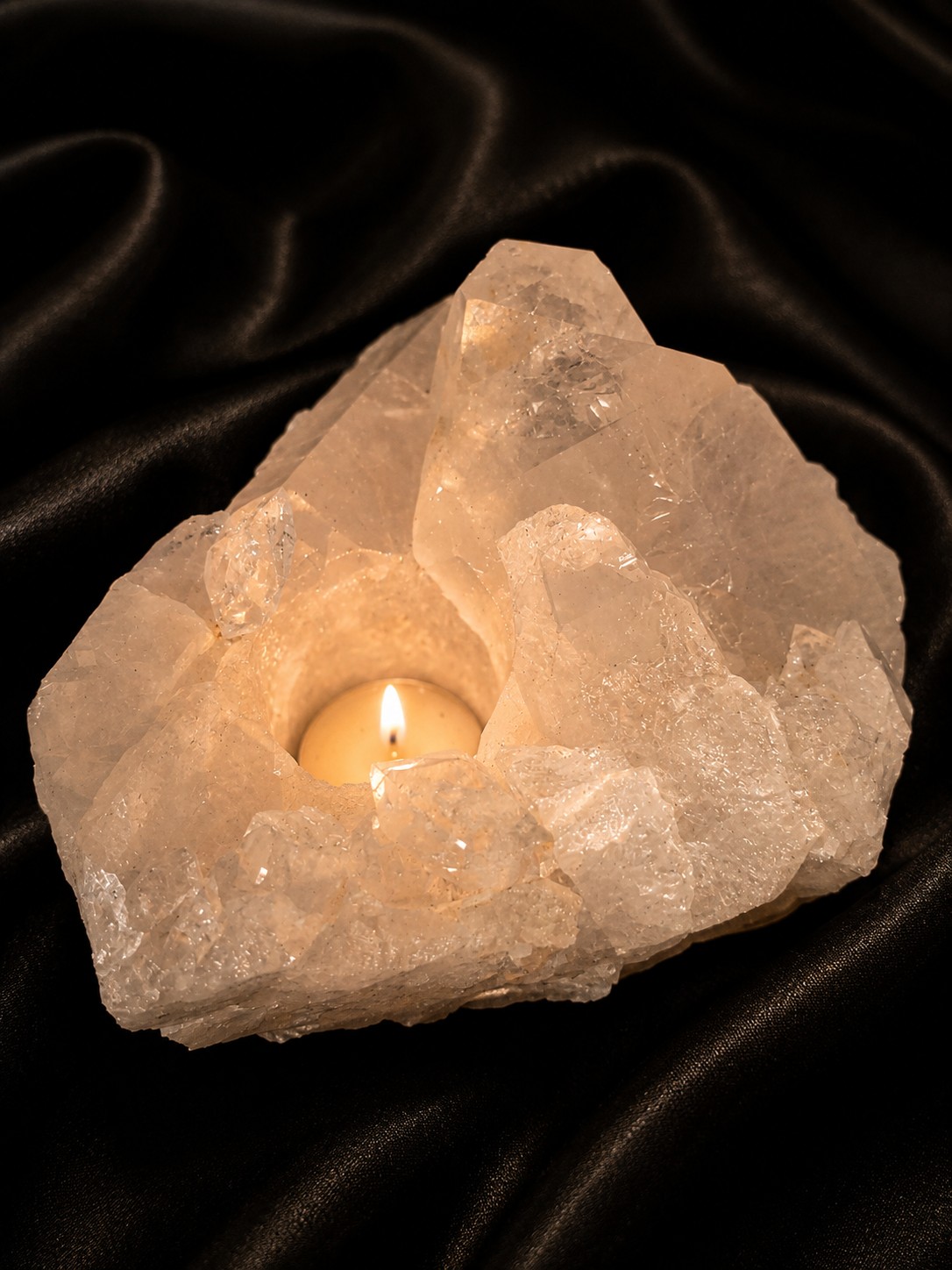 Large Premium Rock Crystal Quartz Candle Holder 44 Clear Crystal White Tealight Holders 1.669g H7xW16xW15cm