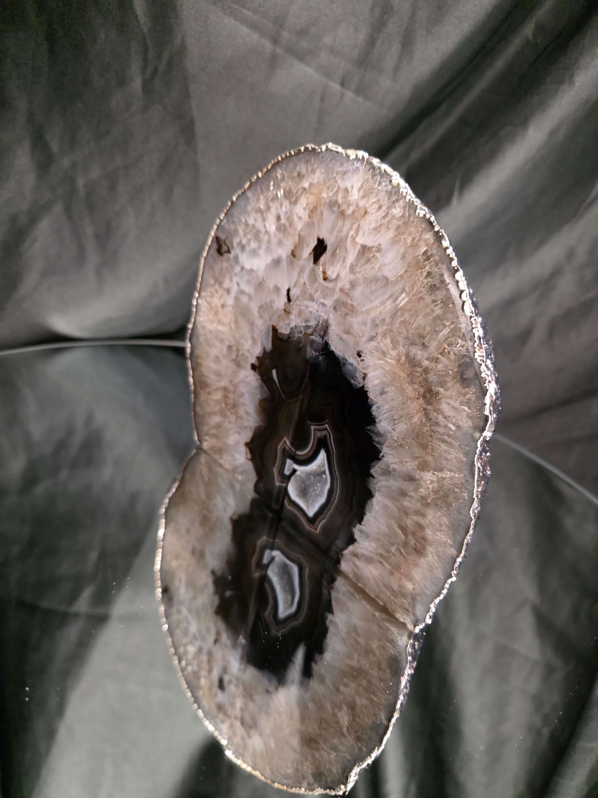 Black Agate Silver Edge Microcrystalline Quartz Premium Bookends 1 Ornament Handpicked Size 1.795kg H15xW17xD6cm - Image 4