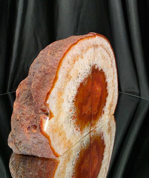 Red Natural Edge Microcrystalline Quartz Premium Bookends 3 Ornament Handpicked Size 1.949kg H13xW18xD4cm - Image 3