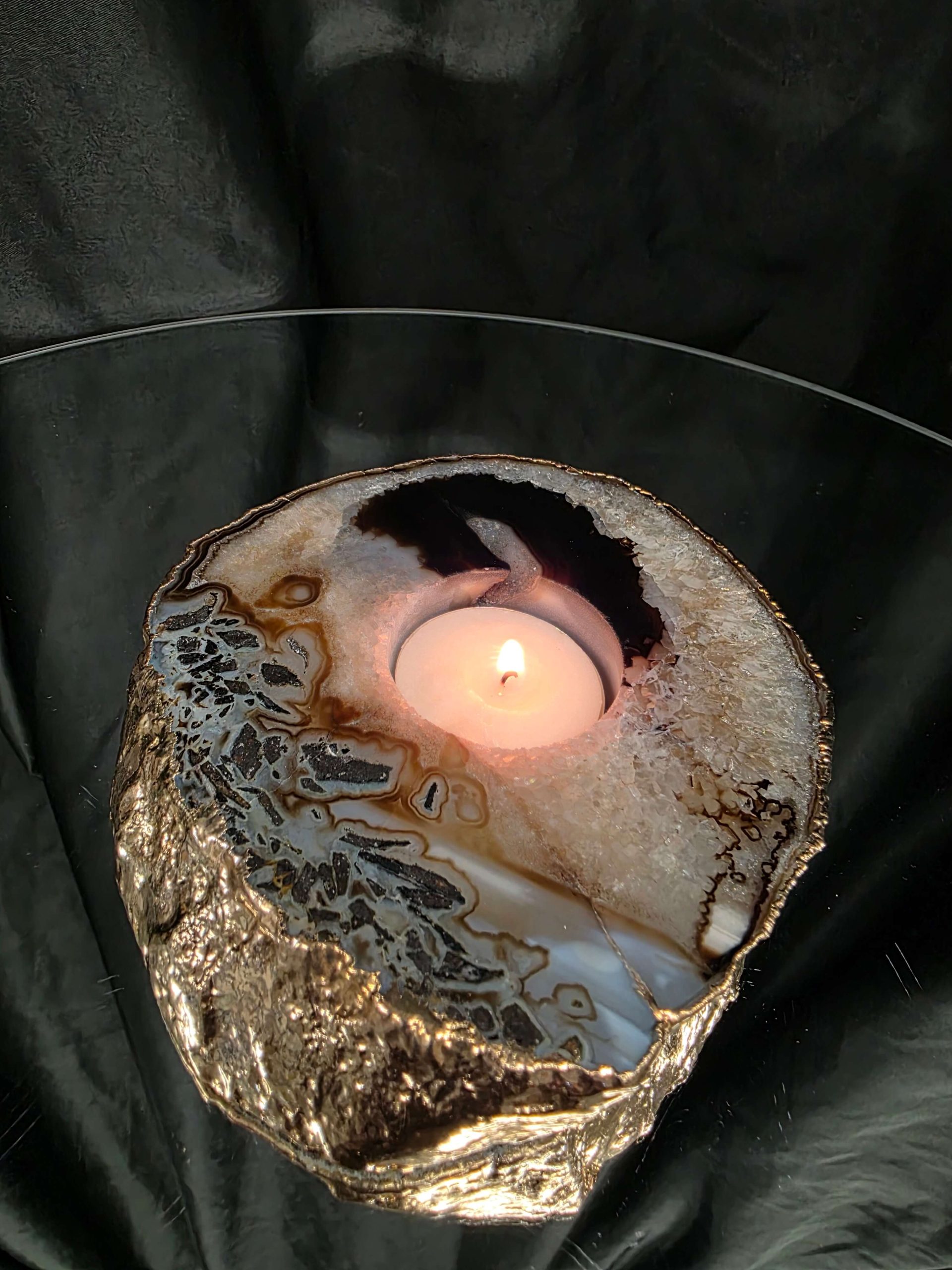 Black Agate Slice 1 Handpicked 538g H2xW13xD12cm Microcrystalline Quartz Gold Gilded 24ct Tealight Candle Holder - Image 11