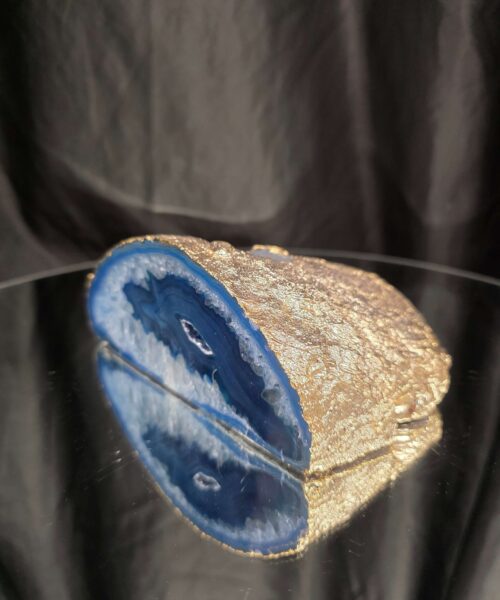 Large Blue Agate End Candle 1 Handpicked 991g H6xW14xD11.5cm Microcrystalline Quartz Gold Gilded 24ct Gold Tealight Holder - Image 3