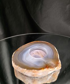 Alternative view of Large Natural Caramel - Natural Edge Agate Slice 1 Handpicked 349g H2xW11xD10cm Microcrystalline Quartz Tealight Candle Holder
