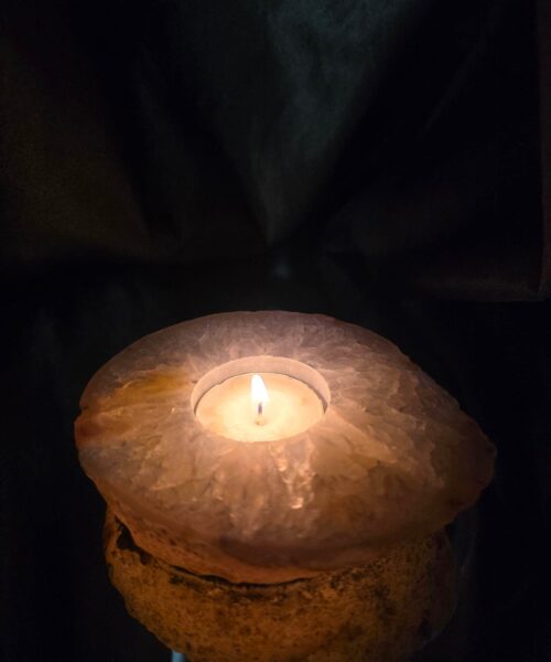 Large Natural Caramel - Natural Edge Agate Slice 2 Handpicked 406g H2xW12xD10.5cm Microcrystalline Quartz Tealight Candle Holder - Image 13