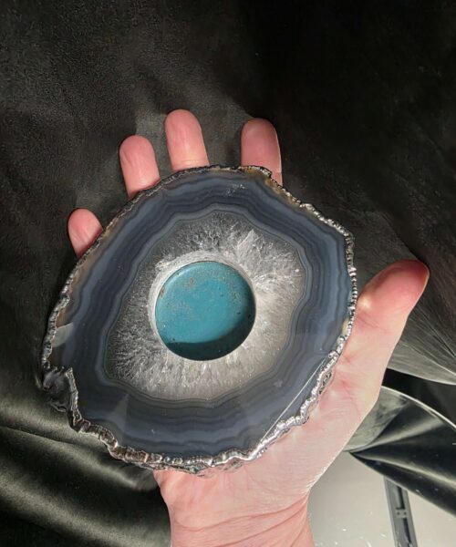 Large Grey - Natural Agate Slice 3 Handpicked 487g H2xW13xD11cm Microcrystalline Quartz Silver Gilded Tealight Candle Holder - Image 6