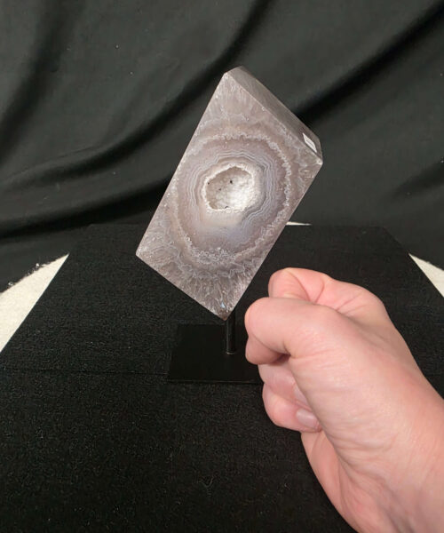 Luxury Natural Agate Cube 1 on Metal Stand 764g H16.5xW7xD5cm - Image 8