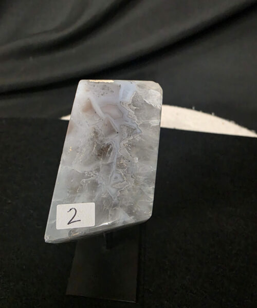 Luxury Natural Agate Cube 2 on Metal Stand 572g H15.5xW7xD5cm - Image 7