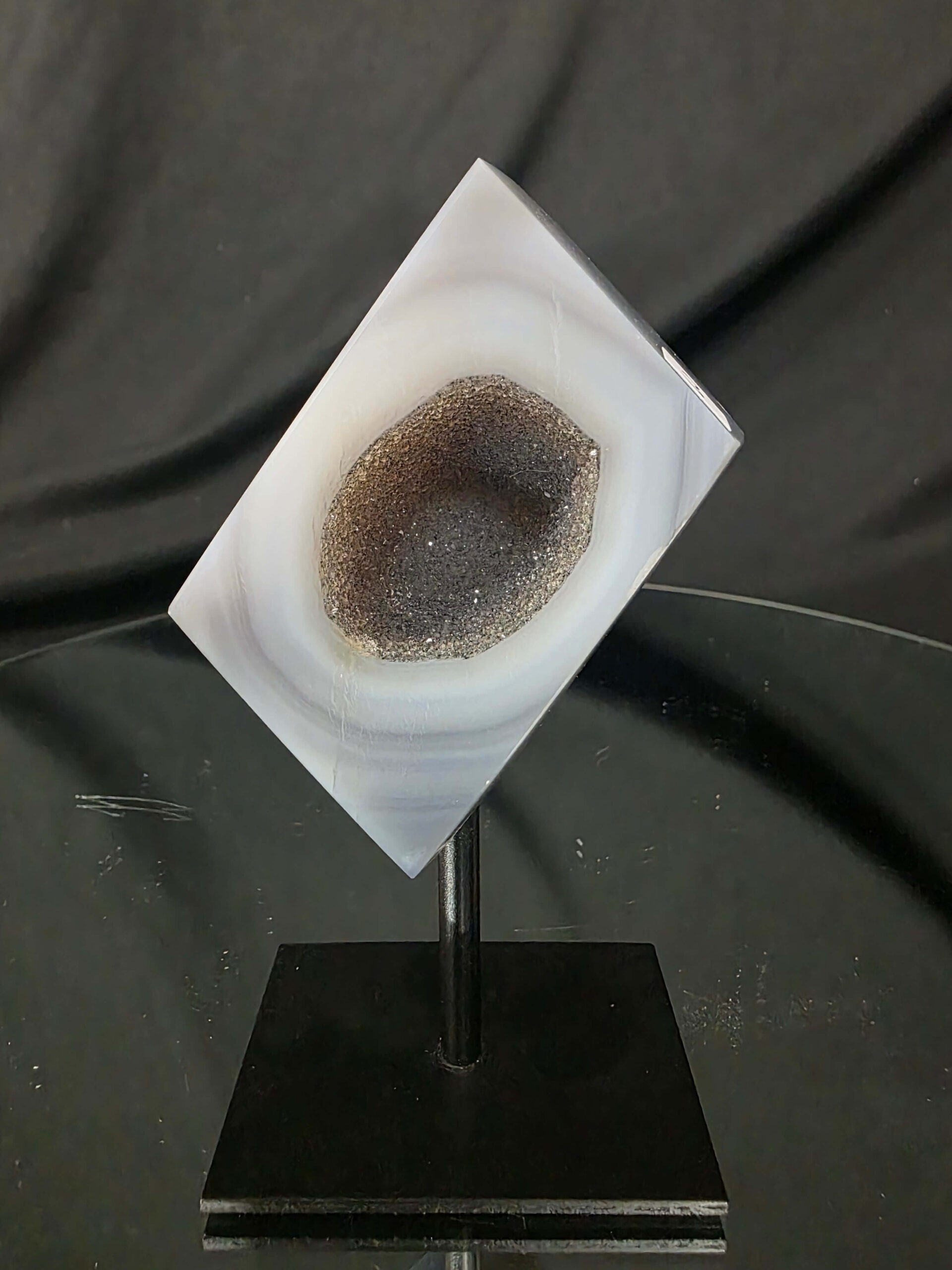 Luxury Natural Agate Cube 3 on Metal Stand 329g H14xW7xD5cm - Image 9