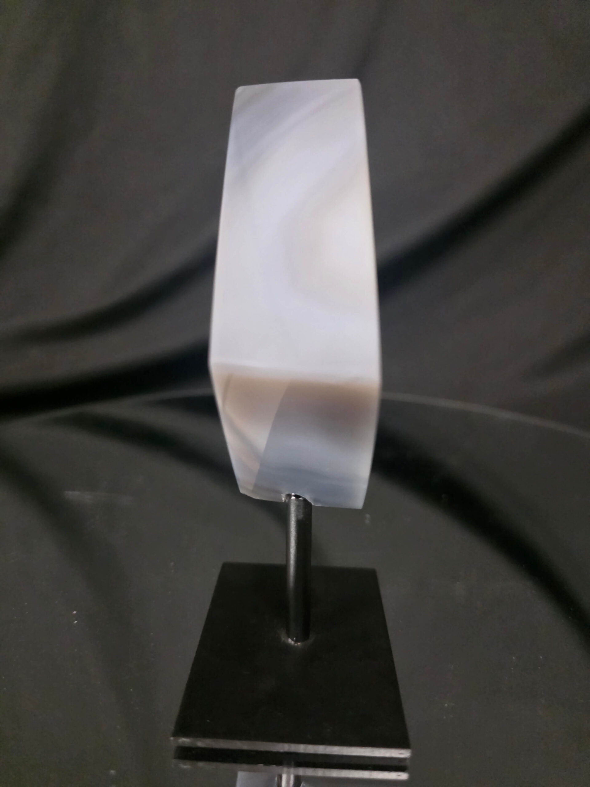 Luxury Natural Agate Cube 3 on Metal Stand 329g H14xW7xD5cm - Image 4