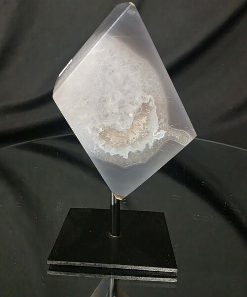 Luxury Natural Agate Cube 4 on Metal Stand 402g H14xW7xD5cm - Image 3