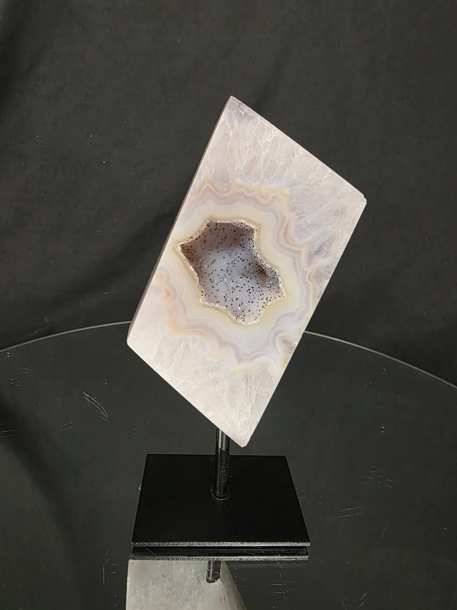 Luxury Natural Agate Cube 5 on Metal Stand 692g H17xW7xD5cm