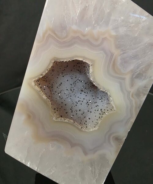 Luxury Natural Agate Cube 5 on Metal Stand 692g H17xW7xD5cm - Image 5