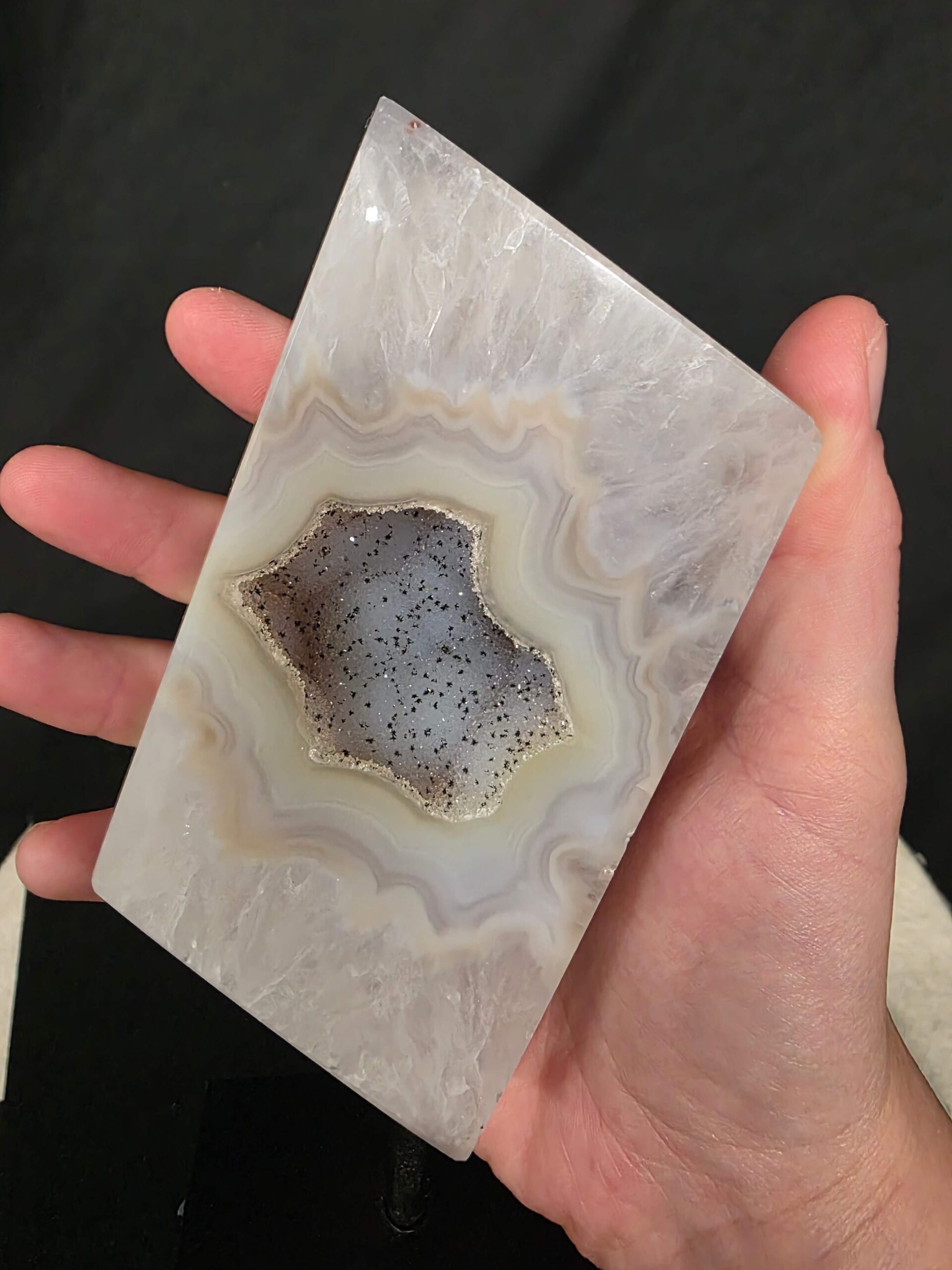 Luxury Natural Agate Cube 5 on Metal Stand 692g H17xW7xD5cm - Image 8
