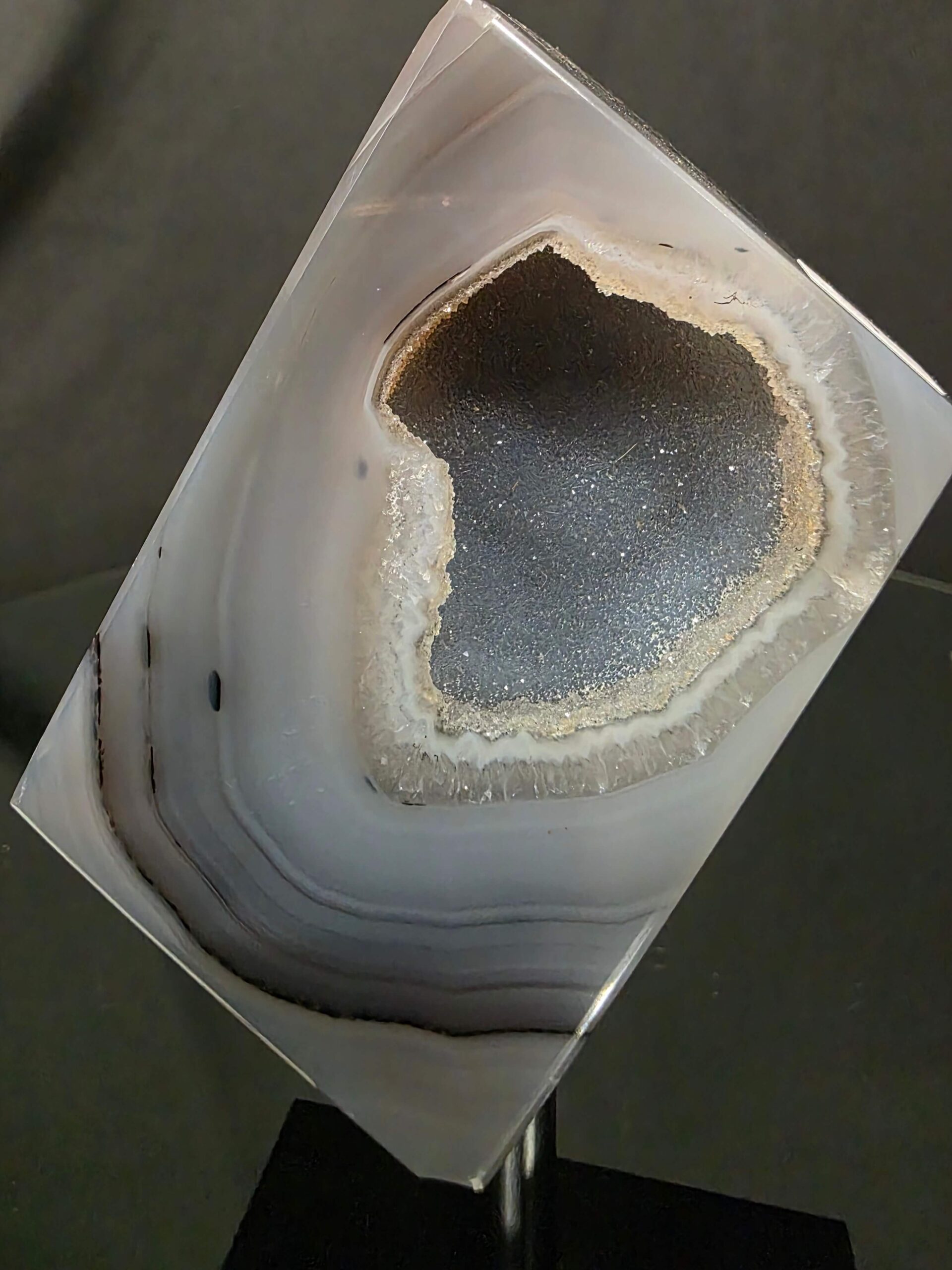 Luxury Natural Agate Cube 7 on Metal Stand 391g H13.5xW7xD5cm - Image 5