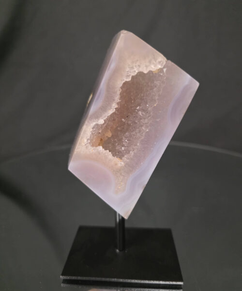 Luxury Natural Agate Cube 8 on Metal Stand 376g H13.5xW7xD5cm - Image 9