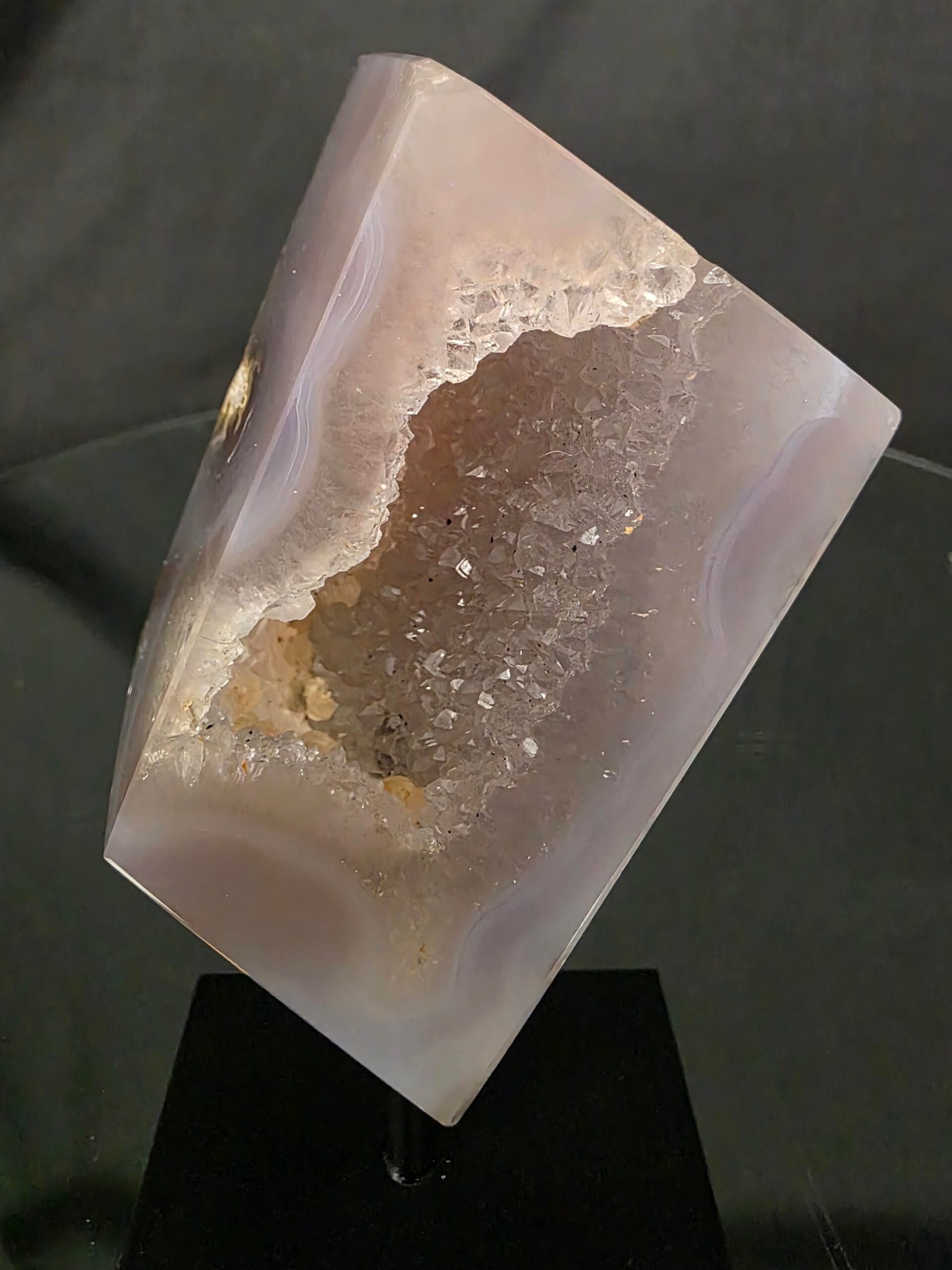 Luxury Natural Agate Cube 8 on Metal Stand 376g H13.5xW7xD5cm - Image 5