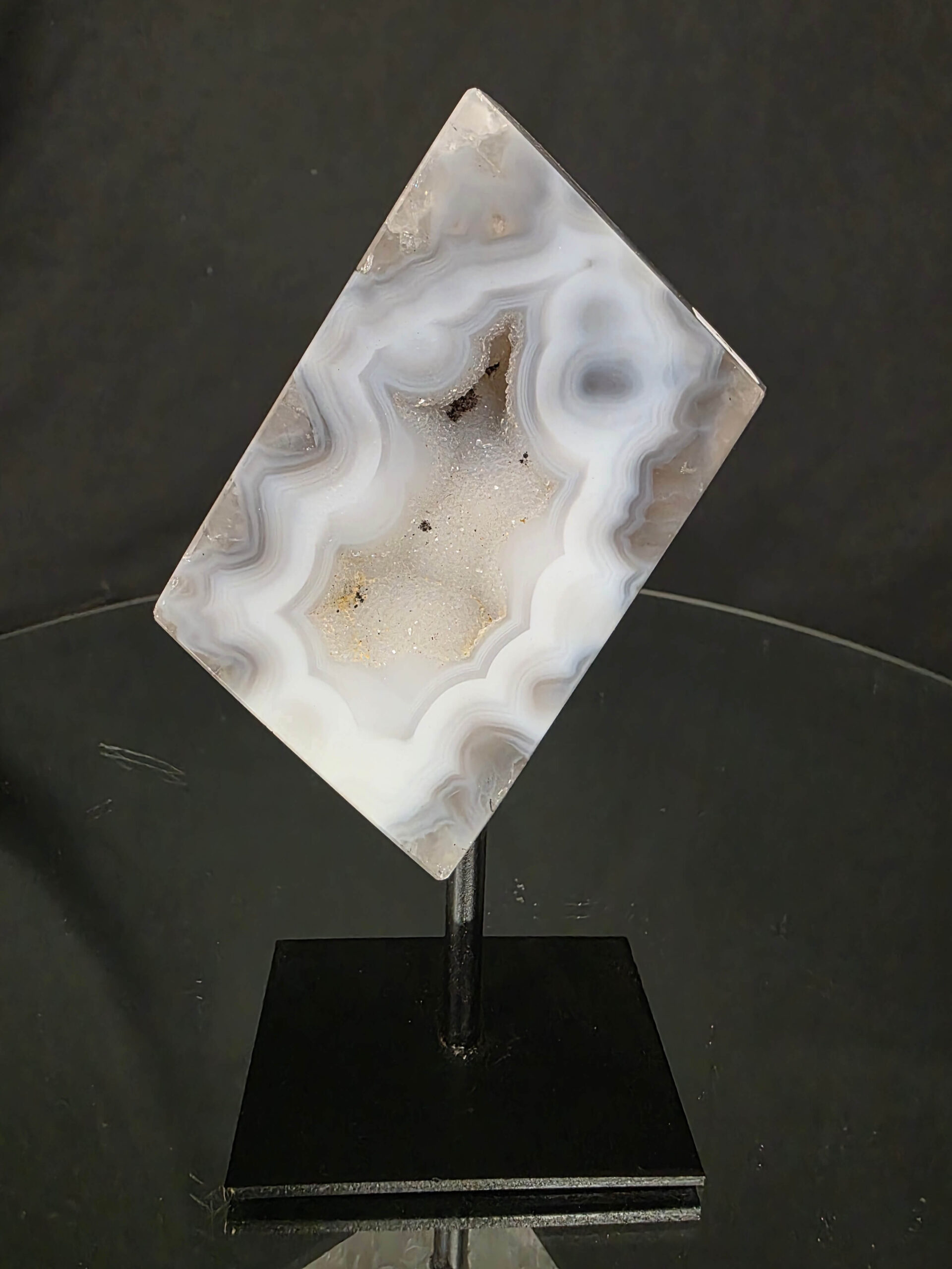 Luxury Natural Agate Cube 9 on Metal Stand 501g H15xW7xD5cm