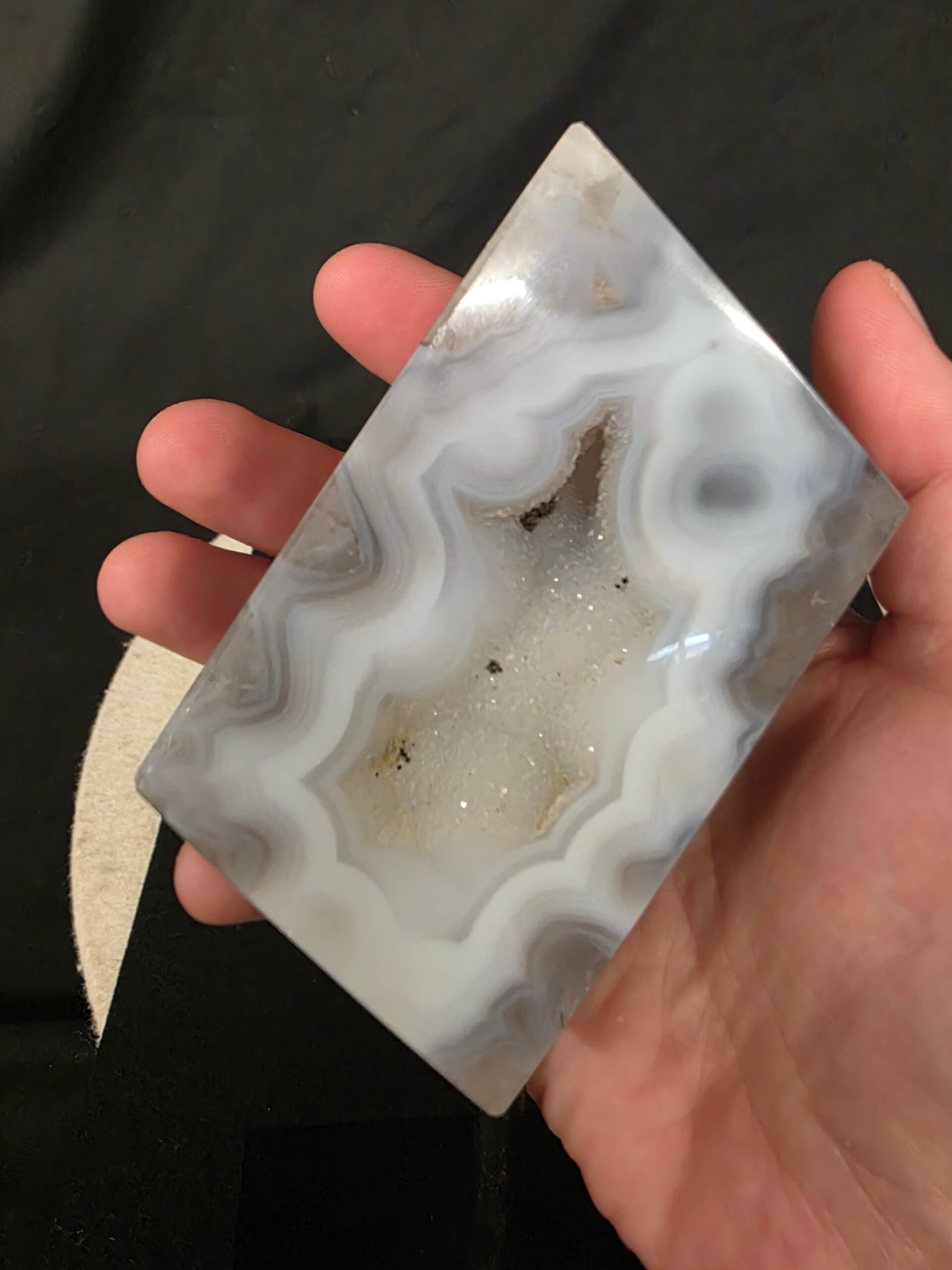 Luxury Natural Agate Cube 9 on Metal Stand 501g H15xW7xD5cm - Image 8