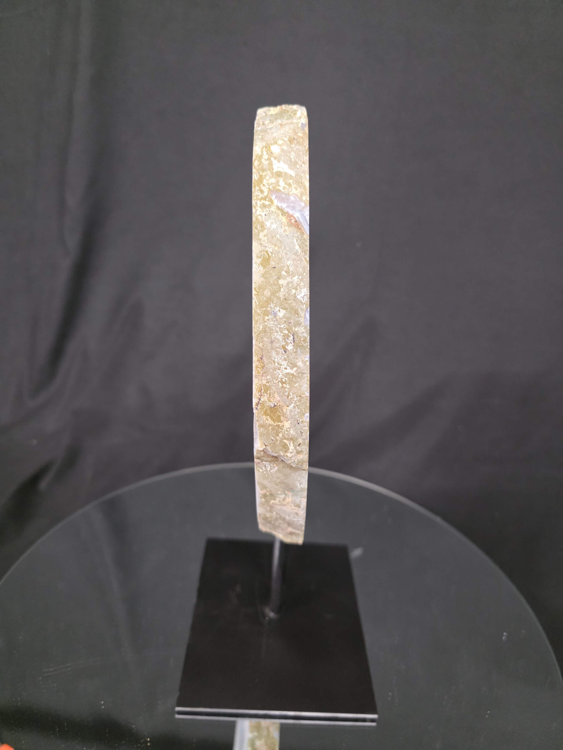 Large Premium Agate Natural Slice on Stand 15 – 2.704g - H32xW23xD12cm - Image 2