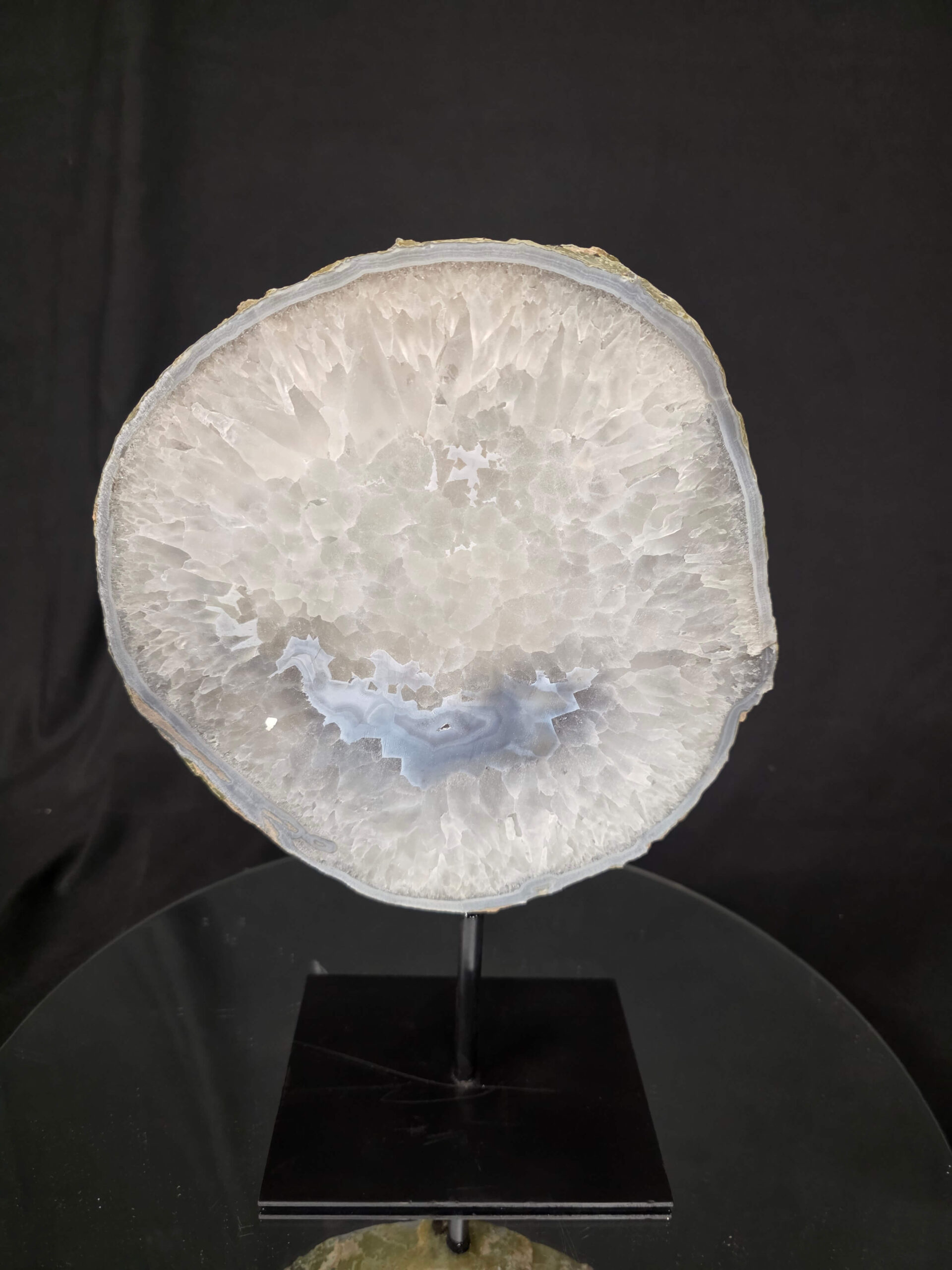 Large Premium Agate Natural Slice on Stand 15 – 2.704g - H32xW23xD12cm - Image 3