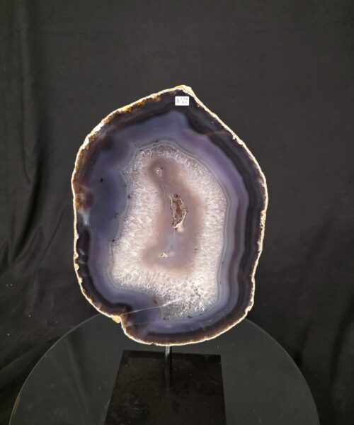 Large Premium Agate Natural Slice on Stand 26 – 3.214g - H39xW21xD12cm - Image 9