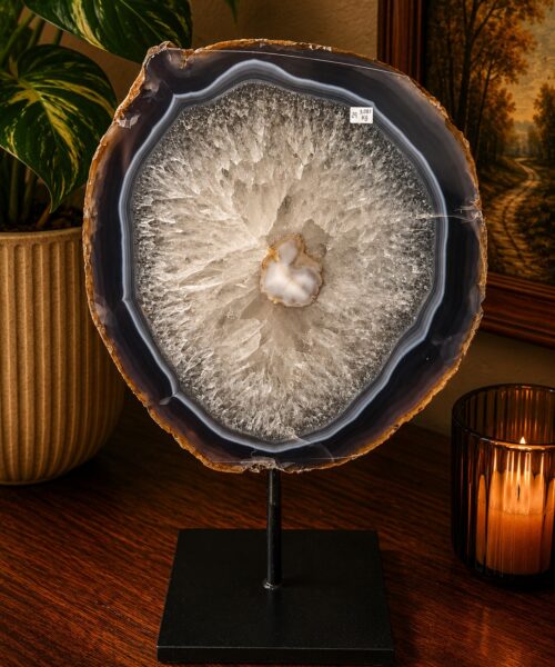 Large Premium Agate Natural Slice on Stand 29 – 3.081g - H35xW24xD12cm