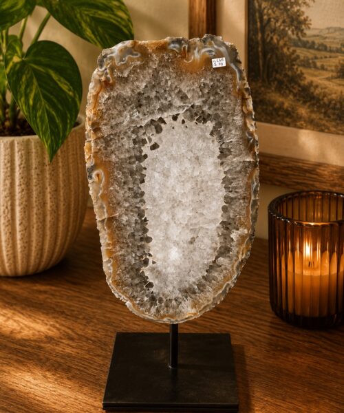 Large Premium Agate Natural Slice on Stand 3 – 2.813g - H39xW19xD12cm