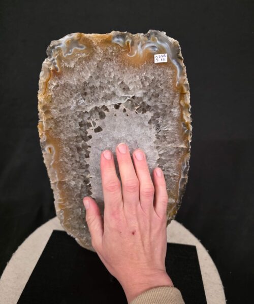 Large Premium Agate Natural Slice on Stand 3 – 2.813g - H39xW19xD12cm - Image 6