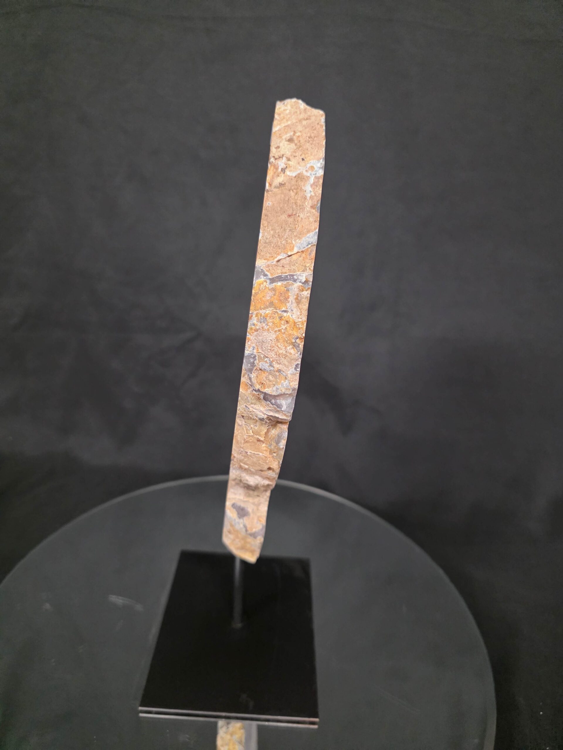 Large Premium Agate Natural Slice on Stand 30 – 3.091g - H37xW22xD12cm - Image 2